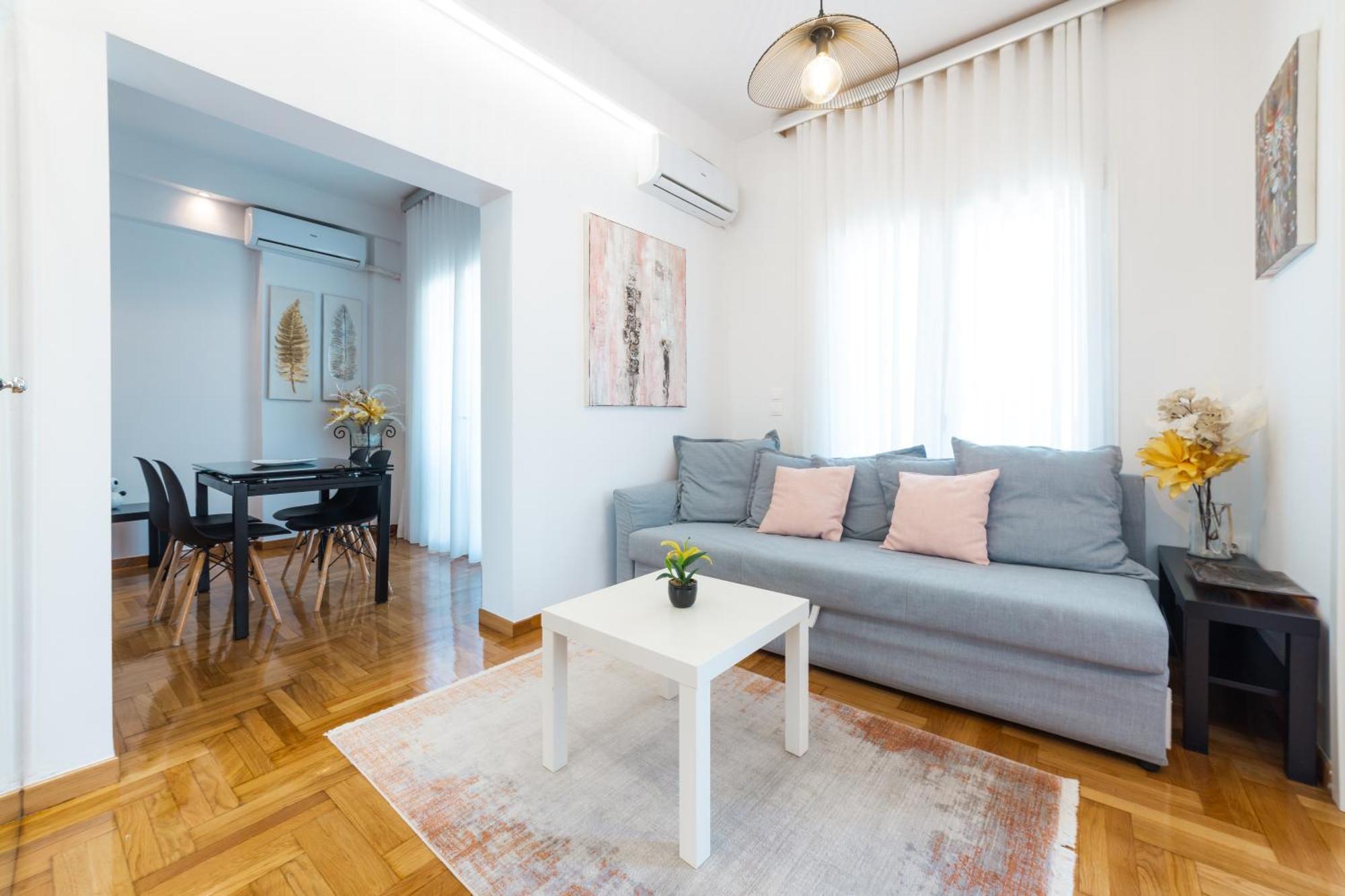 Apartment In Glyfada Center Atina Dış mekan fotoğraf